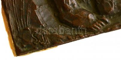 Somogyi József (1916-1993): Anya gyermekével. Bronz falikép, jelzett, 20,5×17 cm