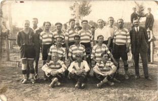 1932 Kisbér, Pályaavató mérkőzés, T.A.C.-Kisbér labdarúgó mérkőzés / football match, photo (EK)