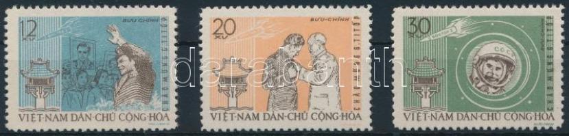 Titow észak-vietnami látogatása sor, Titow's visit to North Vietnam set