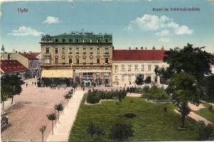 Győr, Royal és Fehérhajó szálloda (apró lyukak / tiny holes)
