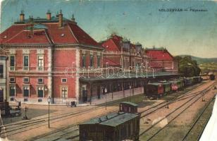 Kolozsvár, Cluj; vasútállomás vagonokkal / Bahnhof / railway station with wagons (b)