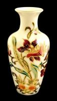 Zsolnay virágmintás porcelán váza, kézzel festett, jelzett, hibátlan, m: 16,5 cm