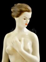 Hollóházi térdelő akt, kézzel festett, jelzett, hibátlan, m: 31 cm