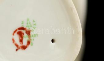 Hollóházi és Aquincumi porcelán figurák, 3 db, kézzel festett, jelzett, egyik mázhibával, m: 9, 15, ...