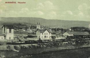 Maroshévíz, Toplita; Vasútállomás, pályaudvar, vagonok. Szabó F. kiadása / railway station, wagons + K.u.K. Feldspital Nr. 106. (r)