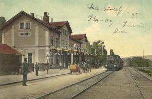 Trencsén, Trencín; Vasútállomás, vasutasok, gőzmozdony. Gansel Lipót kiadása / railway station, railwaymen, locomotive (fa)