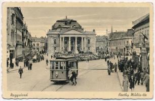 Nagyvárad, Oradea; Horthy Miklós tér, villamos, színház, üzletek, magyar zászlók / square, tram, theatre, shops, Hungarian flags. Leporellocard