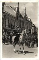 1940 Szatmárnémeti, Satu Mare; bevonulás, Horthy Miklós / entry of the Hungarian troops with Horthy