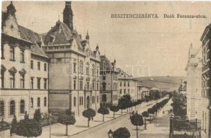 Besztercebánya, Banská Bystrica; Deák Ferenc utca. Machold F. kiadása / street (EK)