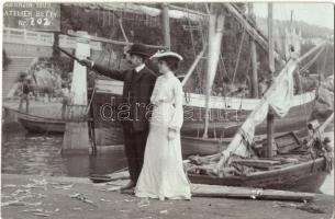 1903 Abbazia, Opatija; úri pár a kikötőben vitorlásokkal / Couple at the port with sailing ships. Atelier Betty photo (Rb)