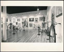 Andre Farkas: A bicikli, kiállításfotó, pecséttel jelzett fotó, 25×20 cm