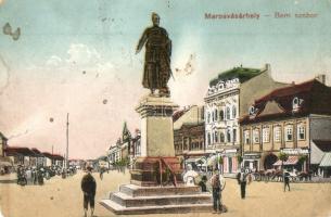 Marosvásárhely, Targu Mures; Bem szobor, üzletek / statue, shops (kopott sarkak / worn corners)