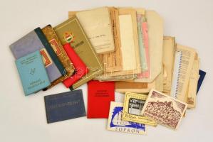 Vegyes papírrégiség tétel: Tábori posta, I. -és II. világháború, illetékbélyeges okmányok, levelek, bizonyítványok, régi fotók, képeslapok, légiposta