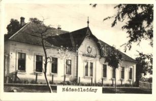 Nádasdladány Községháza. photo
