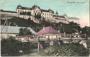 Veszprém, vár részlet híddal. Fodor Ferenc kiadása