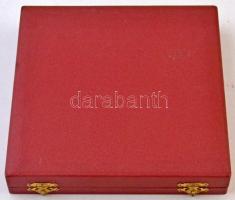 1976. "Tanítóképző Főiskola Sárospatak" egyoldalas Br plakett, eredeti tokban (111mm) T:1-