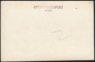 1942 Budapest, Leventeleány vezetőképző tanfolyam csoportképe, Bpesti Fotóriport Iroda, 11x17 cm