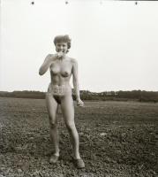 cca 1981 Menesdorfer Lajos (1941-2005) budapesti fotóművész hagyatékából 4 db vintage negatív(x6 cm)...