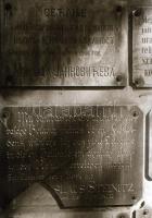 cca 1949 Budapest, Szent Lukács gyógyfürdő és a falán elhelyezett hálaadó márványtáblák Rózsa György...