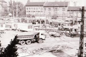 1990 Budapest, Moszkva téri átépítés, 15 db vintage negatív (24x36 mm) + 3 db mai nagyítás (cca 1960...