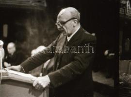 cca 1948 Budapesten megrendezett orvos kongresszus, 41 db vintage negatív Rózsa György (?-?) budapes...