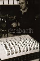 cca 1948 Budapest, Bosch gyár, Rózsa György (?-?) budapesti fotóriporter hagyatékából 18 db vintage ...