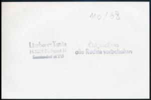 cca 1960-1970 Linzbauer Tamás: Villamos, fotó, hátulján pecséttel jelzett, 9×14 cm