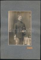 1910 Osztrák-magyar katonatiszt fotója, Kassa, Lembert Ede, kartonon, 15x10 cm.