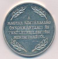 DN "Védelmi Igazgatásért / A Magyar Köztársaság Belügyminiszterétől" ezüstözött fém emléké...