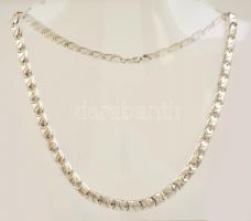 Ezüst(Ag) fantáziaszemes nyaklánc, jelzett, h: 45 cm, nettó: 13,6 g