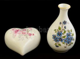 Zsolnay porcelán mini váza, 2 db, egyik falra függeszthető, matricás, jelzett, hibátlan, m: 9 és 11 cm