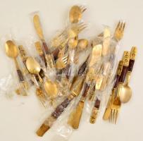 25 db különféle fém evőeszköz