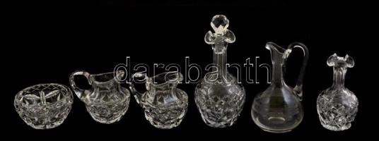 Vegyes üveg tétel: mini váza, mini kiöntők, stb., 6 db, hibátlanok, m: 4 és 14 cm között