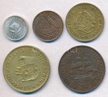 Dél-Afrika 1941-1964. 1/4p-2 1/2c (5xklf) közte 1964. 2 1/2c Ag T:1-,2
South Africa 1941-1964. 1/4 ...