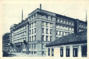 Pozsony, Pressburg, Bratislava; Policajné riaditelstvo / Rendőrségi igazgatóság, Rudolf Machota & Co. üzlete, felállványozott épület / Police directorate office, headquarters, shops, construction