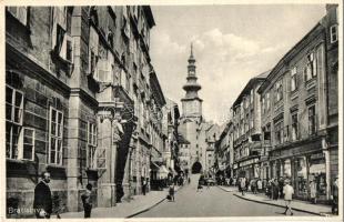 Pozsony, Pressburg, Bratislava; utcakép, drogéria (gyógyszertár), üzletek / street view, pharmacy, shops (EK)