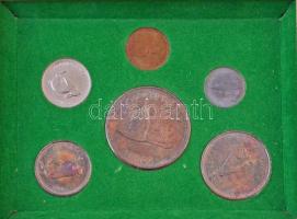 Kanada 1967. 1c - 1$ (6xklf) forgalmi szett falra akasztható dísztokban T:1-,2 patina Canada 1967. 1 Cent - 1 Dollar (6xdiff) coin set in hangable case C:AU-XF patina