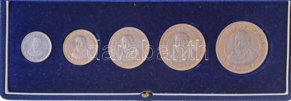 Nicaragua 1972. 5c - 1 C (5xklf) forgalmi sor, dísztokban T:1 (eredetileg PP) Nicaragua 1972. 5 Centavos - 1 Cordoba (5xdiff) coin set in case C:UNC (originally PP)