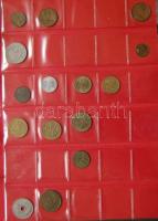 Jó világgyűjtemény 297db régi és új, sok tengerentúl és svájci 2db éremtartóban