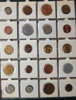 Jó világgyűjtemény 509db régi és új, sok tengerentúlon 2db éremtartóban