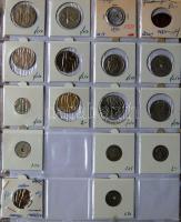 Jó világgyűjtemény 595db régi és új, sok tengerentúlon 2db éremtartóban