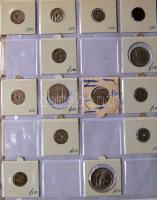 Jó világgyűjtemény 595db régi és új, sok tengerentúlon 2db éremtartóban