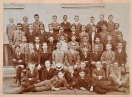 cca 1890-1950 Vegyes fotó tétel, kb. 280 db, közte keményhátú fotók, fotólapok, fotók, számos nagymé...