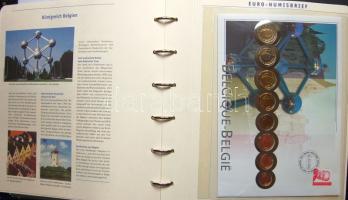 Az Euro-övezet 12 országának (Németország, Finnország, Görögország, Olaszország, Íroroszág, Belgium, Hollandia, Luxemburg, Ausztria, Spanyolország, Portugália) váltópénzei - 1c, 2c, 5c, 10c, 20c, 50c, 1Eur, 2Eur - érmés borítékon, a bevezetéshez kapcsolódó bélyeggel és elsőnapi bélyegzéssel, hozzávaló albumban, dekoratív országismertetőkkel. Szép anyag, érdemes megnézni!