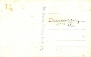 1930 Dunaszerdahely, Dunajská Streda;  cséplés gőzgéppel, folklór, létra / treshing with a steam mac...