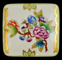 Herendi Viktória mintás porcelán dobozka, kézzel festett, jelzett, hibátlan, 9×8,5×4 cm