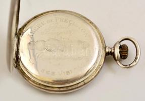 Tavannes ezüst (Ag.) zsebóra, dupla fedéllel, porcelán számlappal, jelzett, működik, bruttó: 69 g