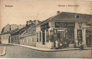 Budapest II. Kacsa utca, Bastius János üzlete és saját kiadása (EK)