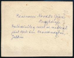 cca 1901 Automobile-ról készült festmény fotója, fotó kartonon, a hátoldalán feliratozva, 9x7 cm