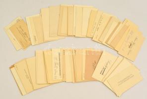 Nagy katonai névjegykártya gyűjtemény, kb. 60 db névjegykártya, egy-kettőn címerekkel, némelyeken bejegyzésekkel.
